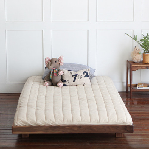 WALNUT LOW BED A(월넛 초저상형 침대)
